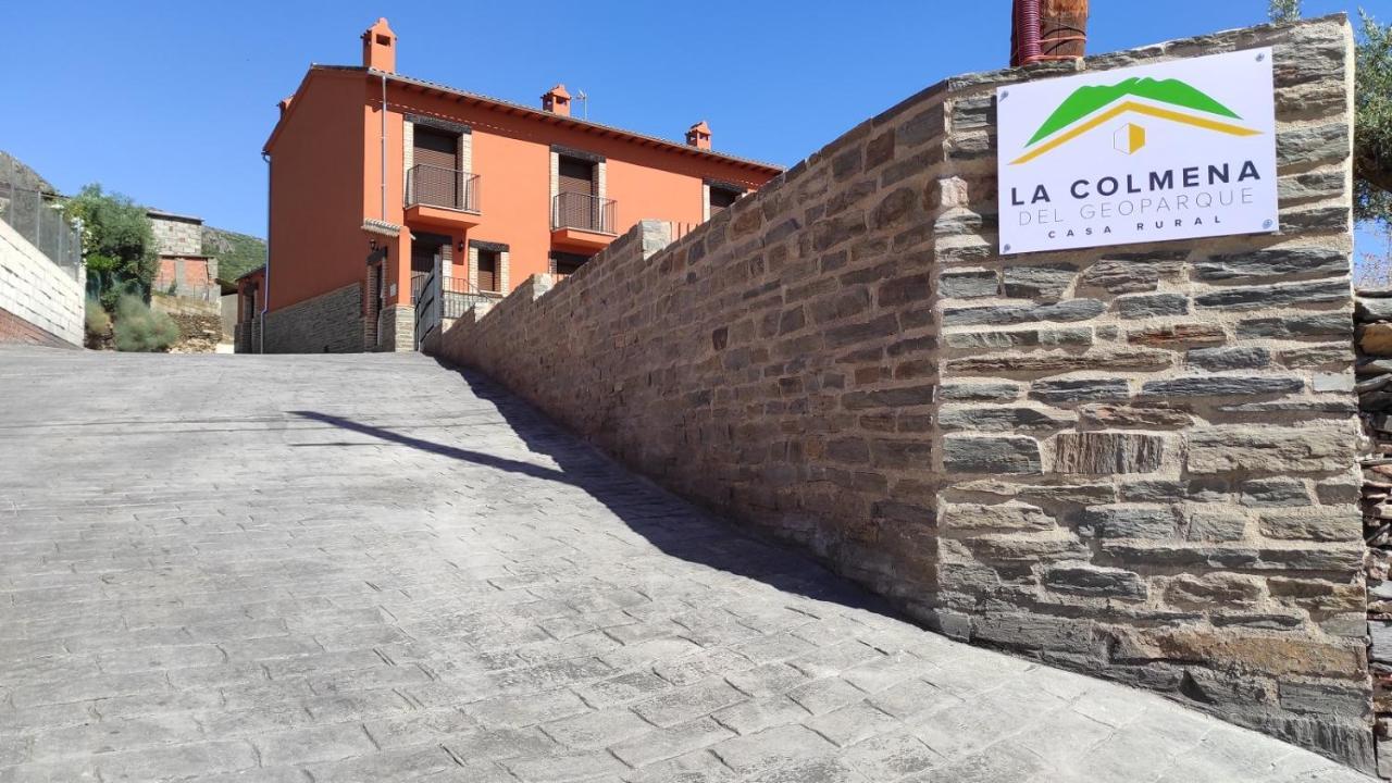 Casa Rural La Colmena Del Geoparque Navatrasierra Екстер'єр фото